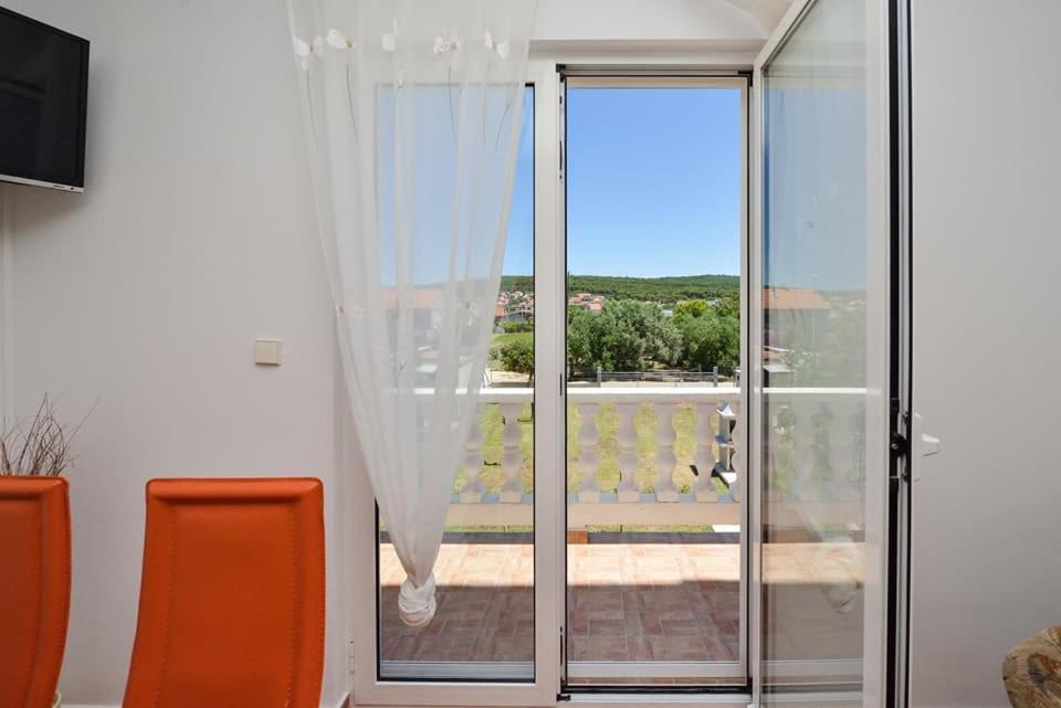 Sreca Apartment Near Beach With Bbq Bibinje Exterior photo