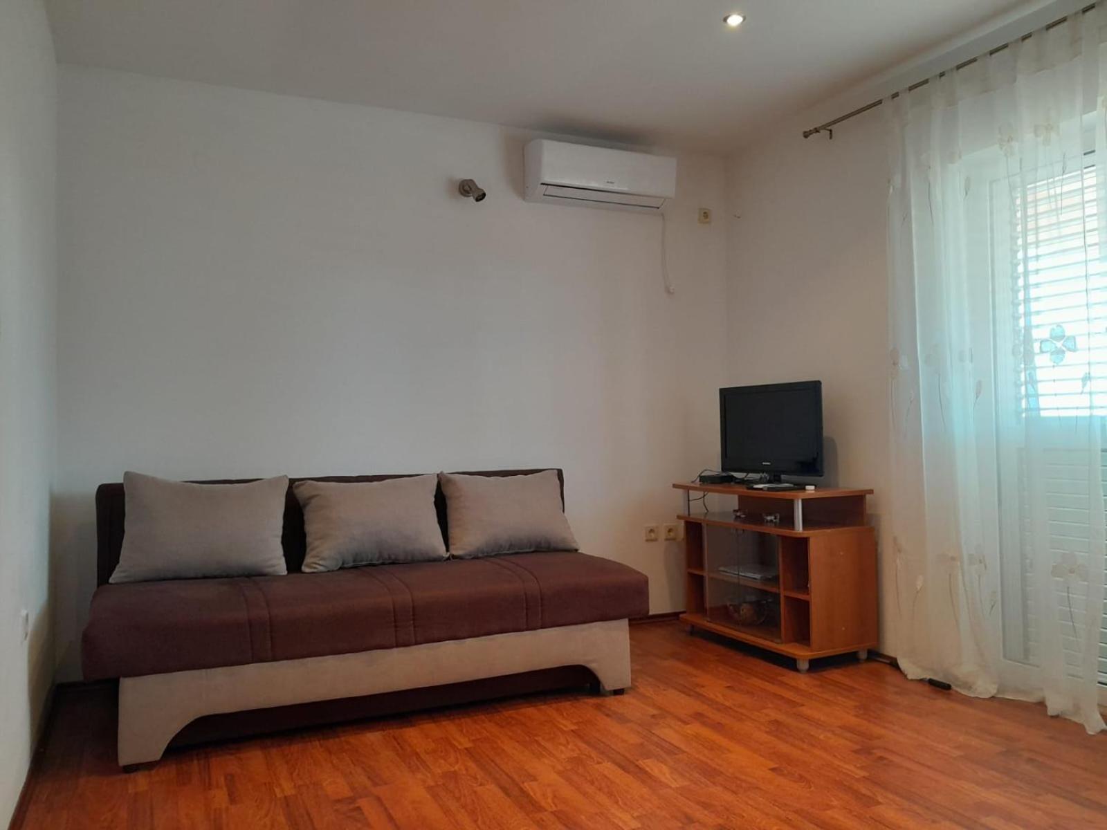 Sreca Apartment Near Beach With Bbq Bibinje Room photo